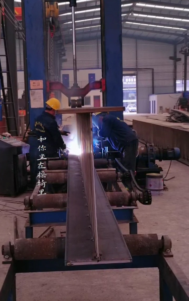 甘肃肃北钢结构厂H型钢组立机